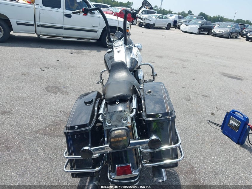 2008 HARLEY-DAVIDSON FLHP auction photo 6