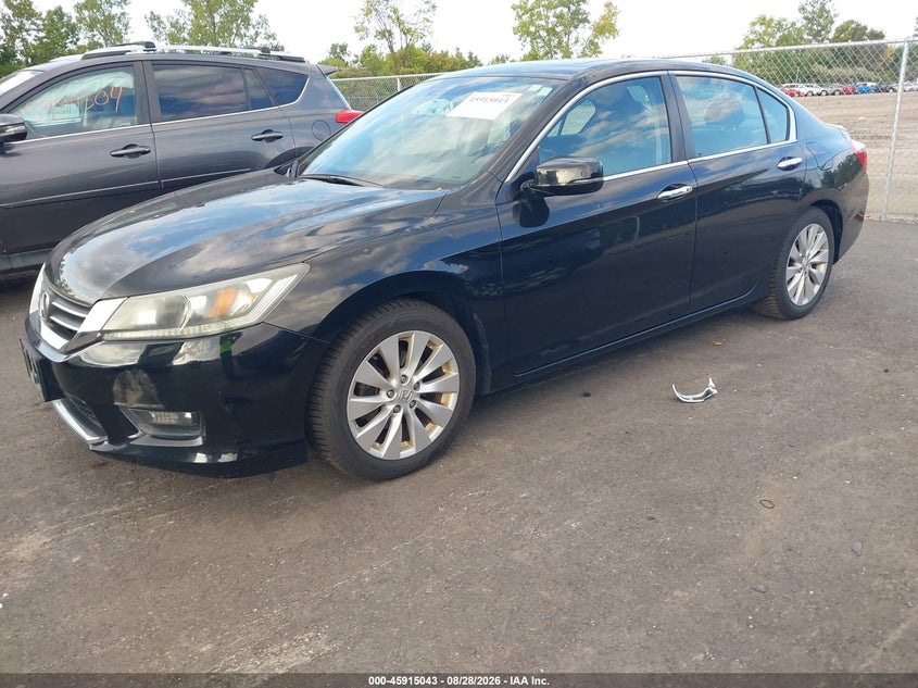 2015 HONDA ACCORD auction photo 2