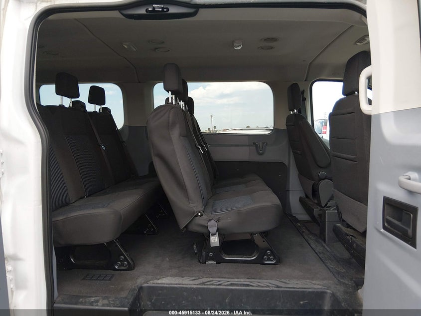 2019 FORD TRANSIT-150 auction photo 8