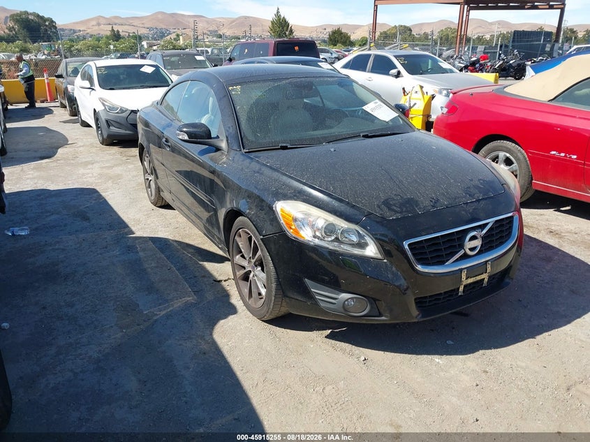 2013 VOLVO C70 auction photo 1
