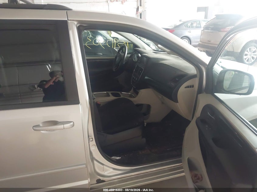 2012 DODGE GRAND CARAVAN auction photo 5
