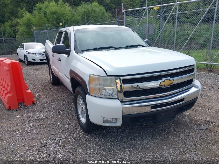 2011 CHEVROLET SILVERADO 1500 auction photo 1