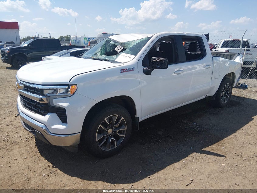 2024 Chevrolet Silverado, All Over, IAAI, VIN 2GCUDDED7R1185061 — photo 2