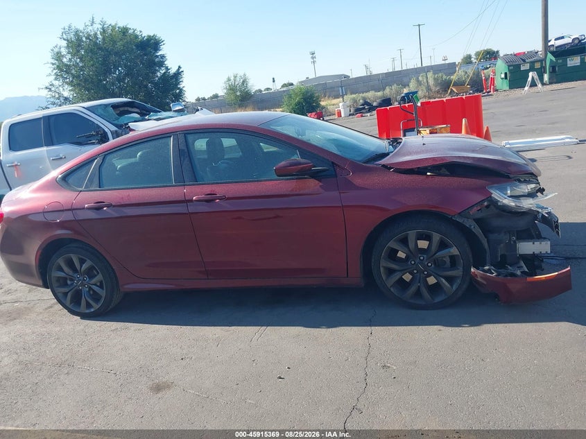 2015 CHRYSLER 200 S · Фото 13