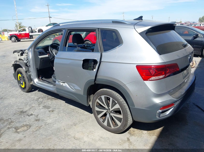 2024 VOLKSWAGEN TAOS auction photo 3