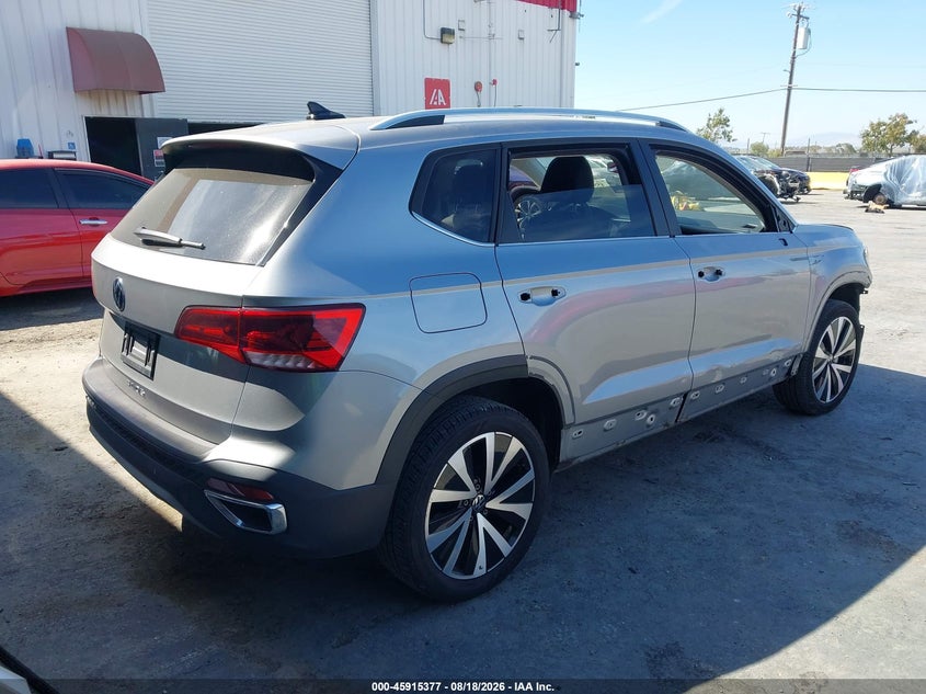 2024 VOLKSWAGEN TAOS auction photo 4