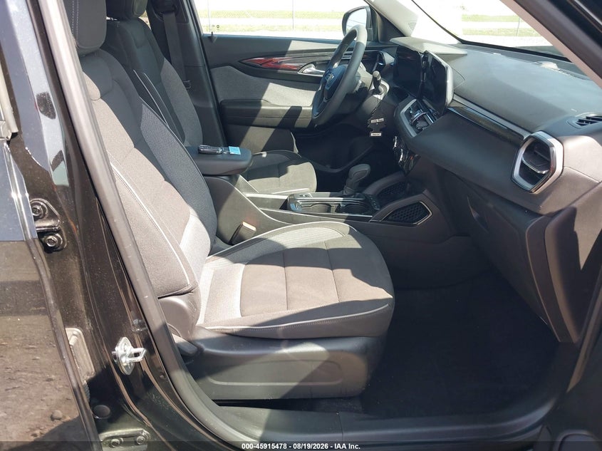 2025 CHEVROLET TRAILBLAZER auction photo 5