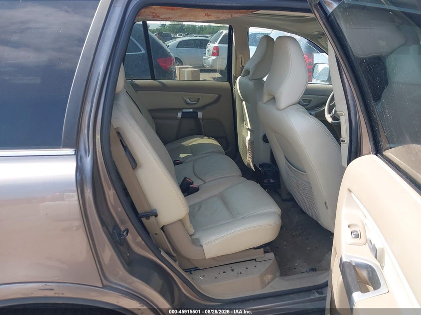 2010 VOLVO XC90 auction photo 8