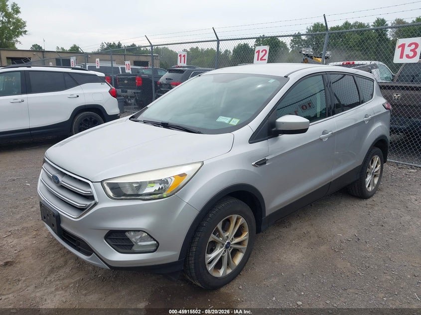 2017 Ford Escape, Обычный износ, IAAI, VIN 1FMCU9GD6HUE51061 — фото 2