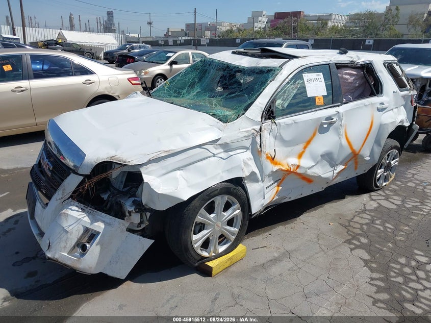 2015 GMC TERRAIN auction photo 2