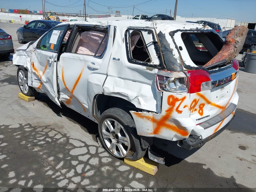 2015 GMC TERRAIN auction photo 3