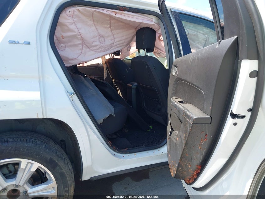 2015 GMC TERRAIN auction photo 8