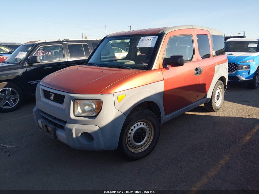 2004 HONDA ELEMENT auction photo 2
