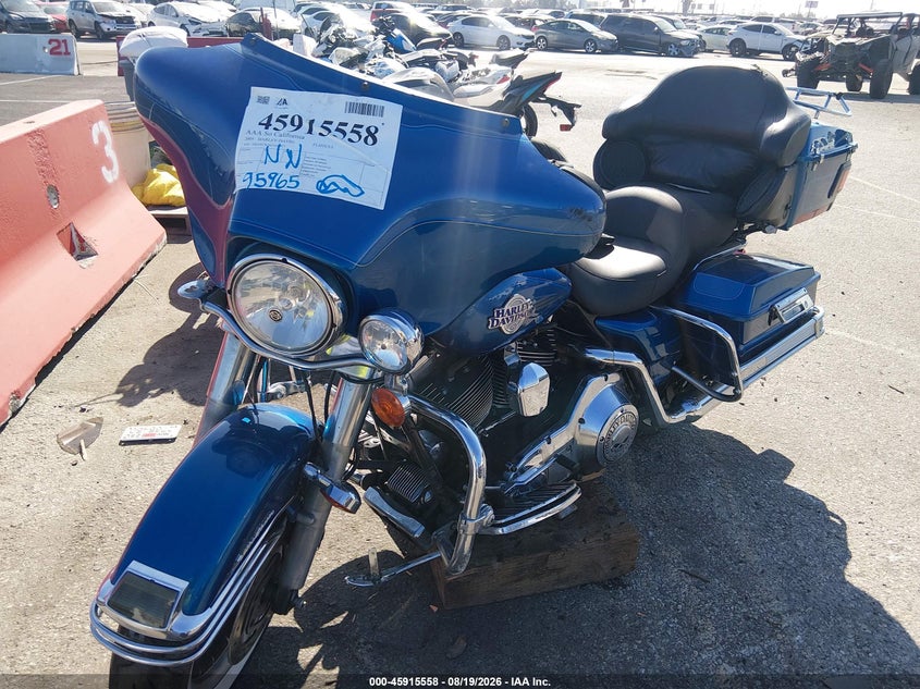 HARLEY-DAVIDSON FLHTCUI 2005
