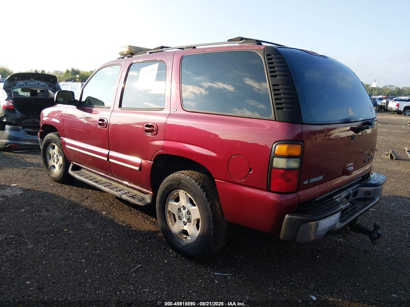 2004 CHEVROLET TAHOE auction photo 3
