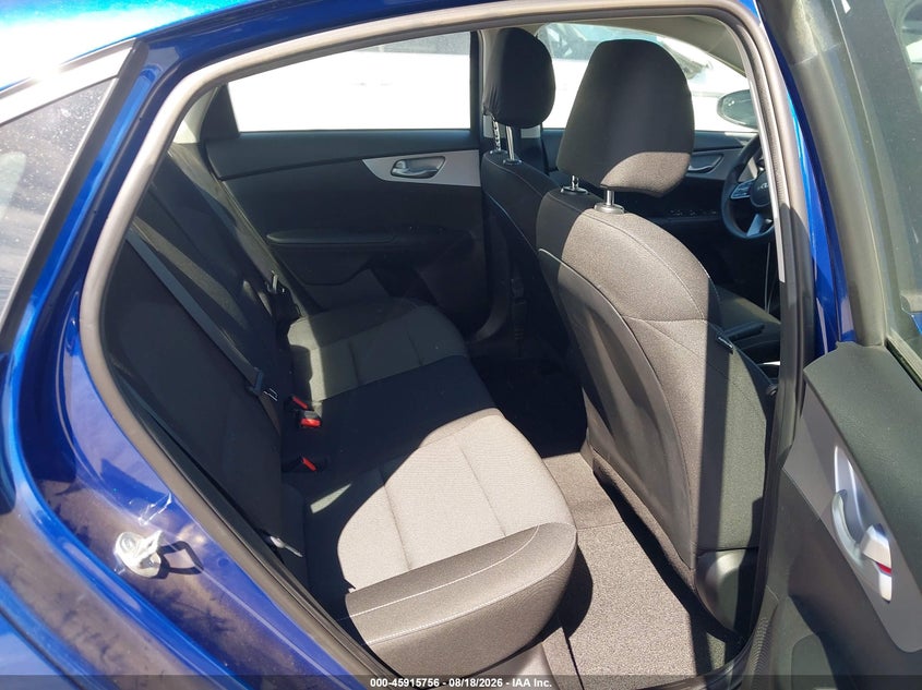 2023 KIA FORTE auction photo 8