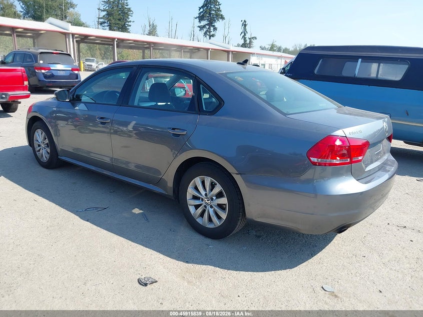 2015 VOLKSWAGEN PASSAT auction photo 3