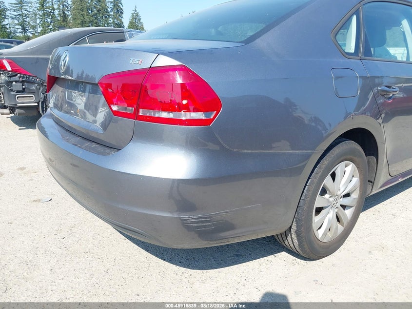2015 VOLKSWAGEN PASSAT auction photo 6