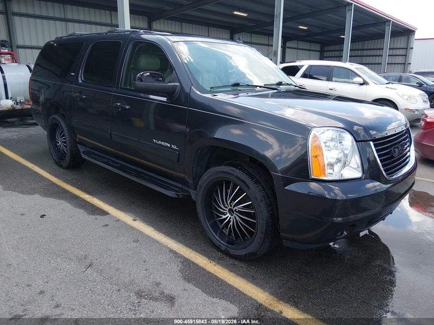 2011 GMC YUKON XL 1500 auction photo 1