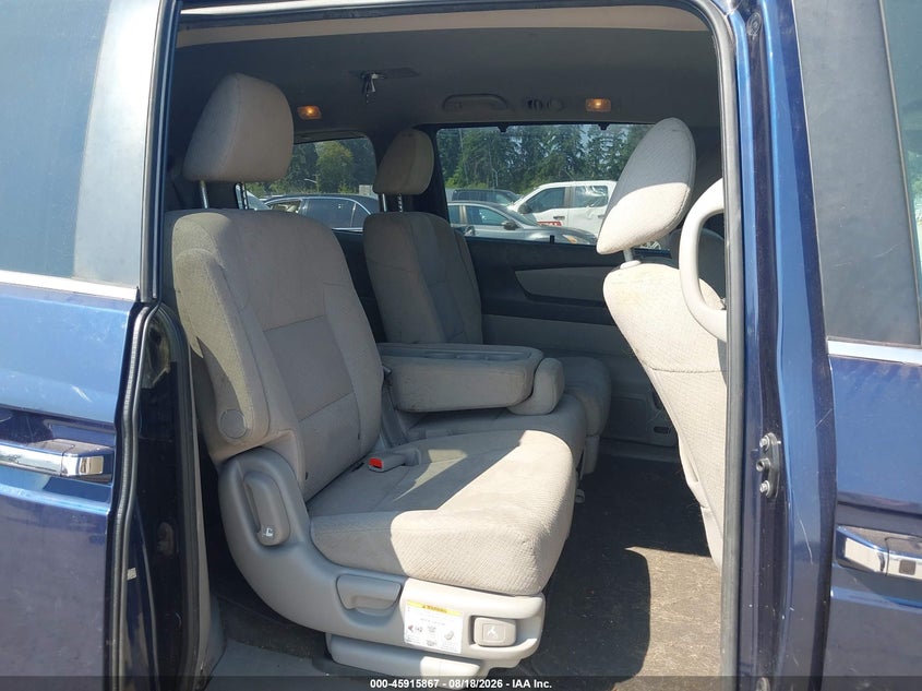 2014 HONDA ODYSSEY auction photo 8