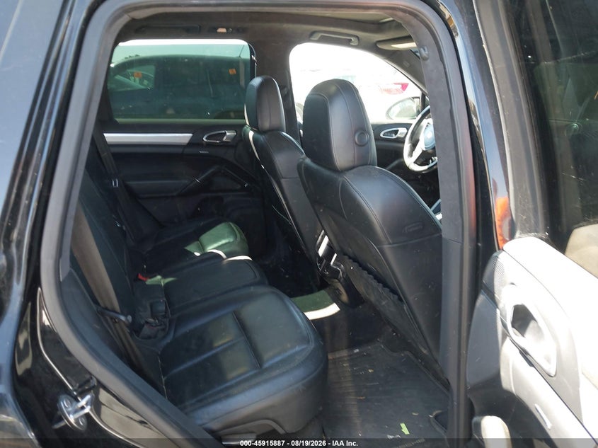 2013 PORSCHE CAYENNE auction photo 8