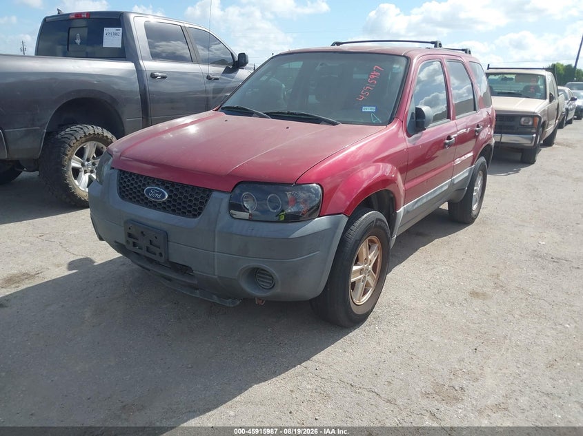 2006 FORD ESCAPE auction photo 2