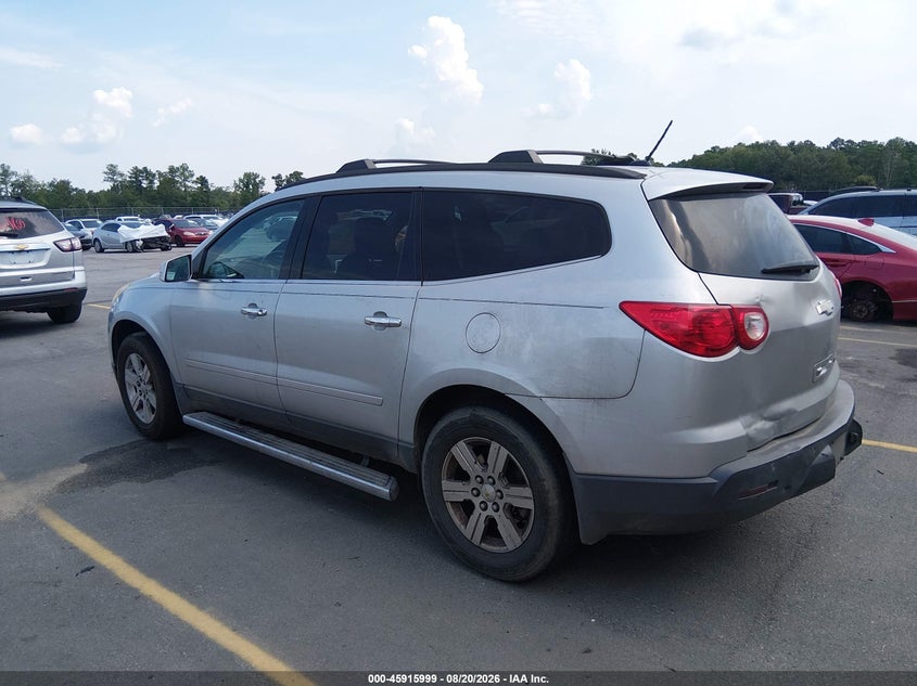 2011 CHEVROLET TRAVERSE auction photo 3