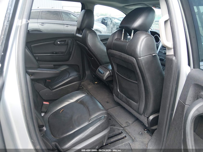 2011 CHEVROLET TRAVERSE auction photo 8