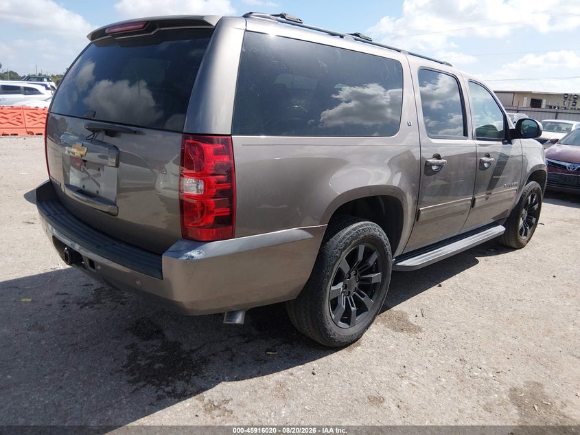 2014 CHEVROLET SUBURBAN 1500 auction photo 4