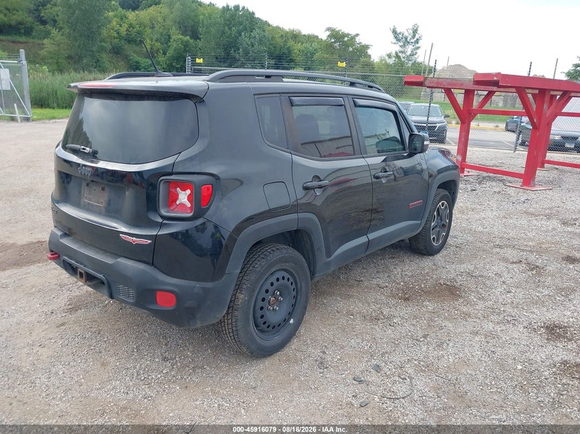 2017 JEEP RENEGADE auction photo 4