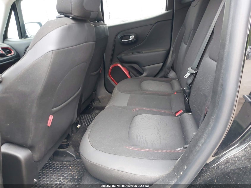 2017 JEEP RENEGADE auction photo 8