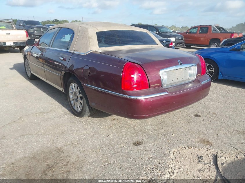 2006 LINCOLN TOWN CAR auction photo 3