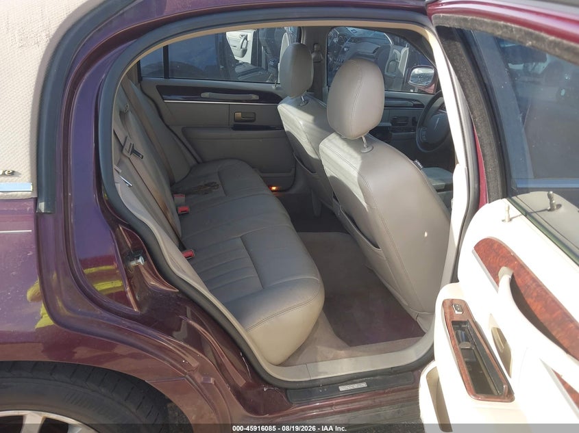2006 LINCOLN TOWN CAR auction photo 8