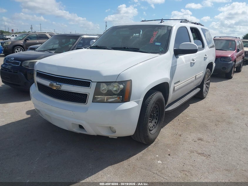 2011 CHEVROLET TAHOE auction photo 2
