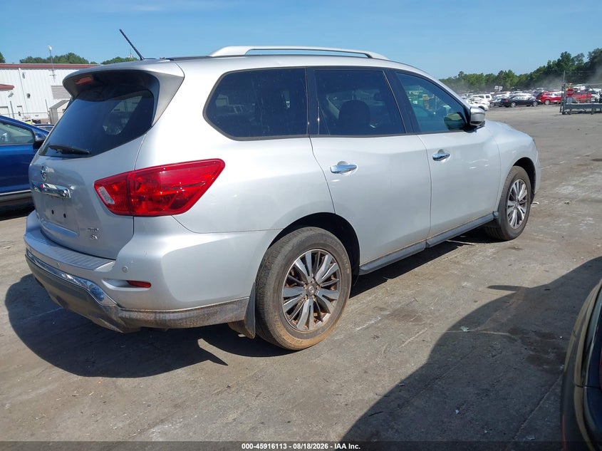 2017 NISSAN PATHFINDER auction photo 4