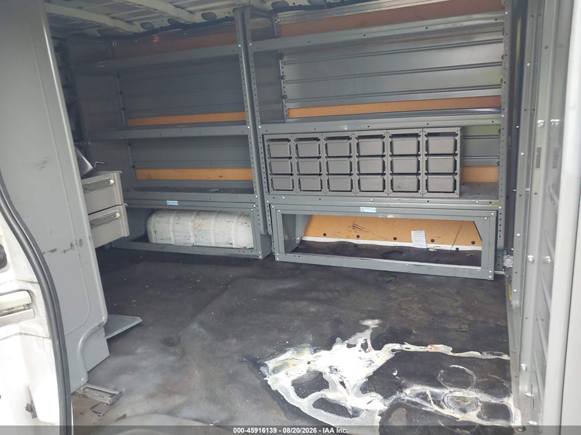 2018 NISSAN NV CARGO NV3500 HD auction photo 8
