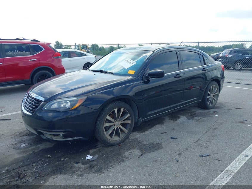 2014 CHRYSLER 200 auction photo 2