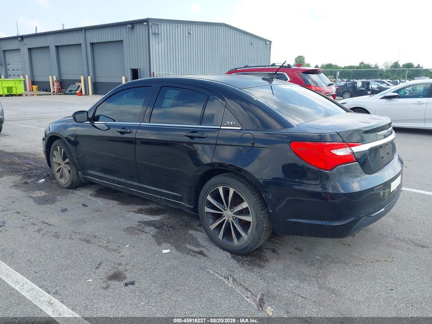 2014 CHRYSLER 200 auction photo 3