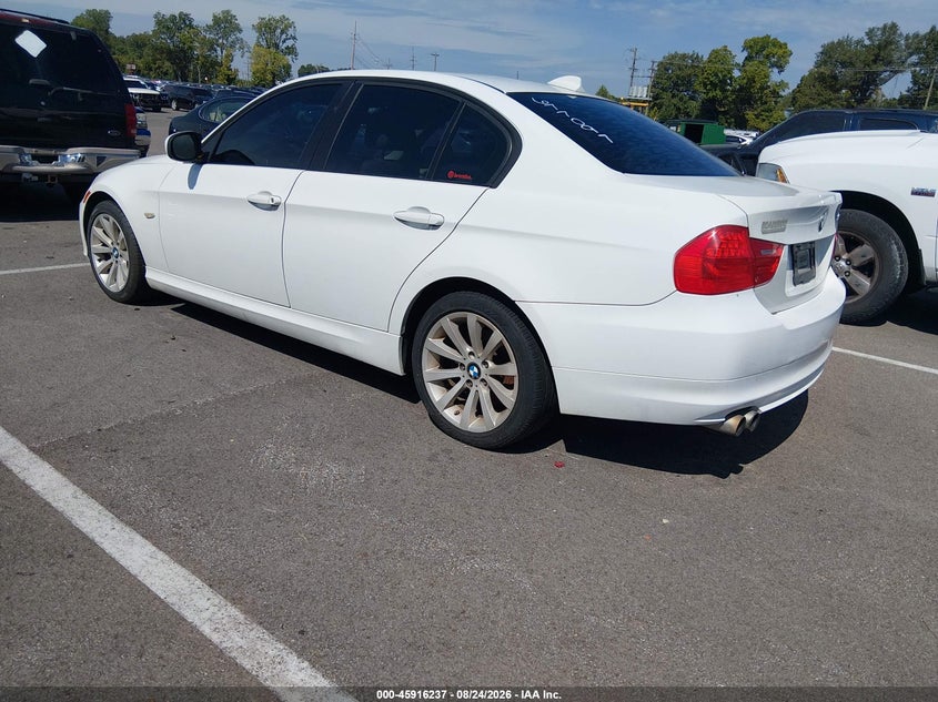 2011 BMW 328I — zdjęcie 3