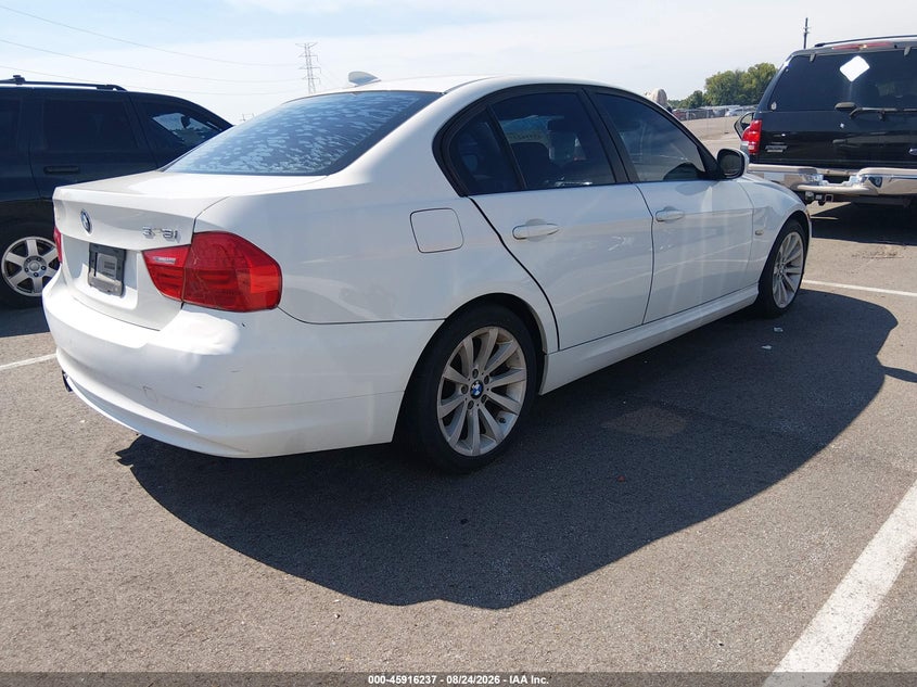2011 BMW 328I — zdjęcie 4