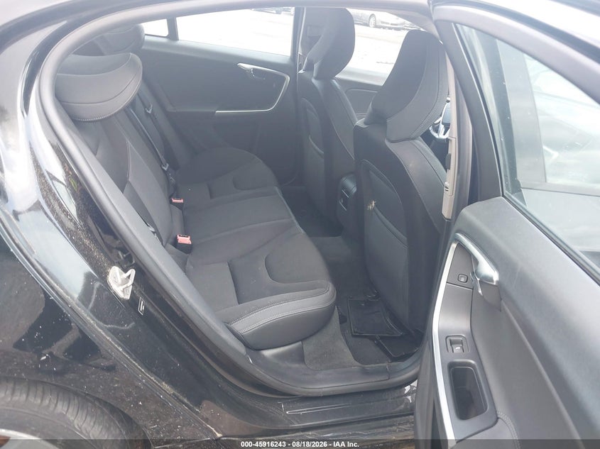 VOLVO S60 2015 VIN YV140MFJ5F1343182