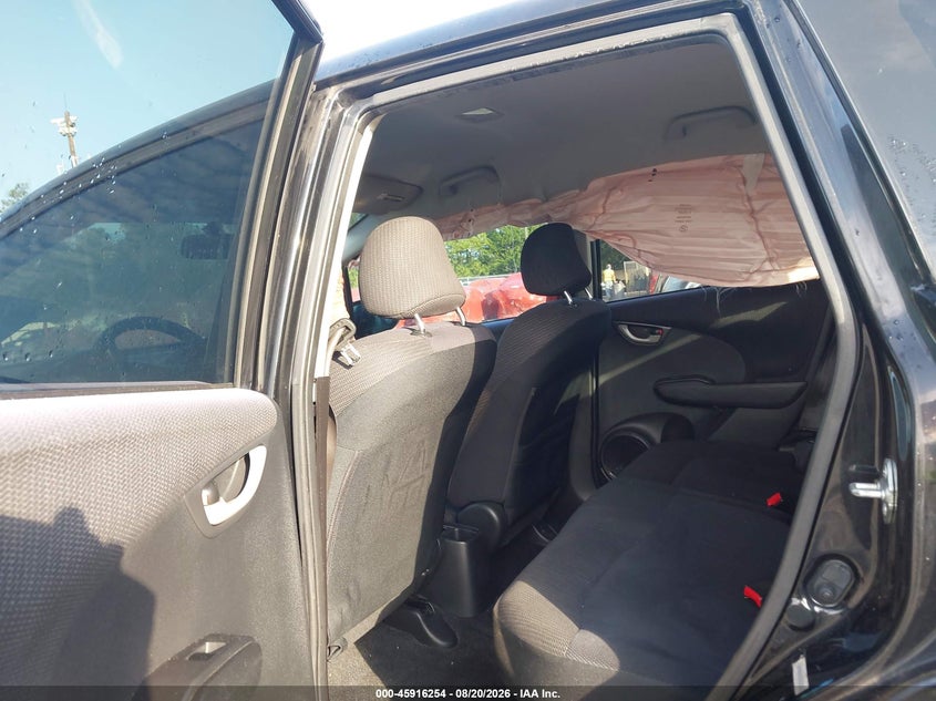 HONDA FIT 2012 VIN JHMGE8H58CC033182