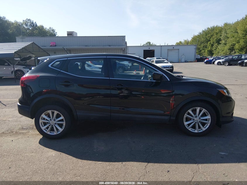 NISSAN ROGUE SPORT 2018 VIN JN1BJ1CR9JW252627