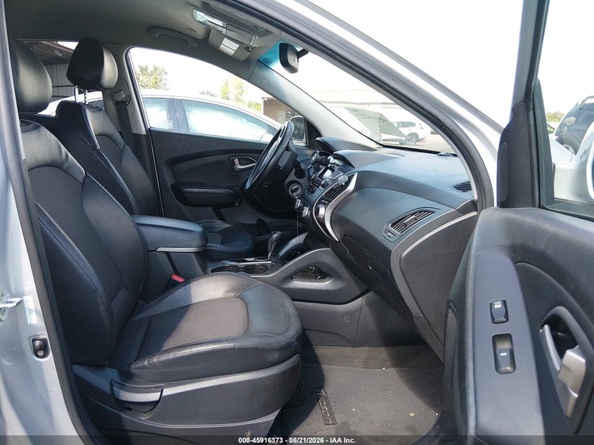 2012 HYUNDAI TUCSON auction photo 5