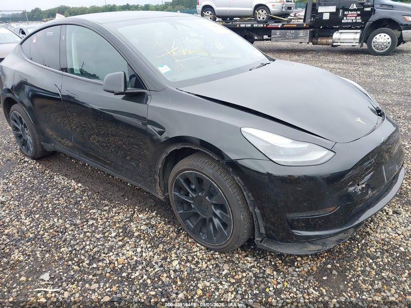 2023 TESLA MODEL Y auction photo 1