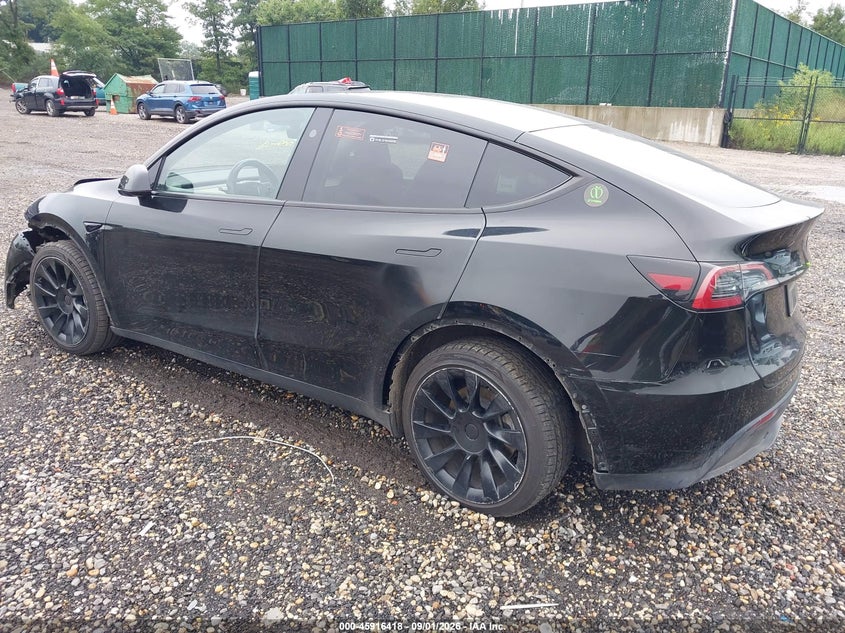 2023 TESLA MODEL Y auction photo 3