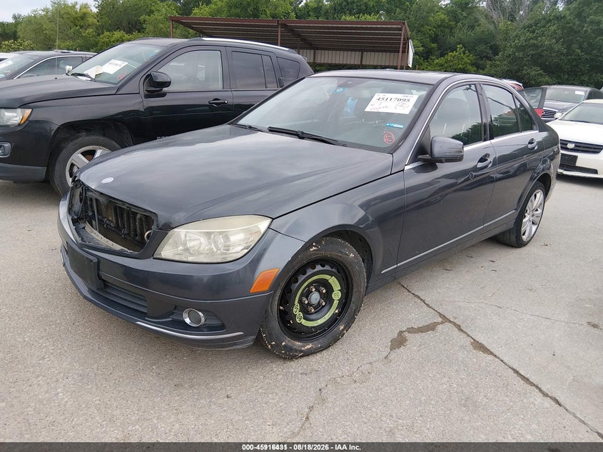 2010 Mercedes-Benz C 300 Luxury, Неизвестно, IAAI, VIN WDDGF5EB2AR122091 — фото 2