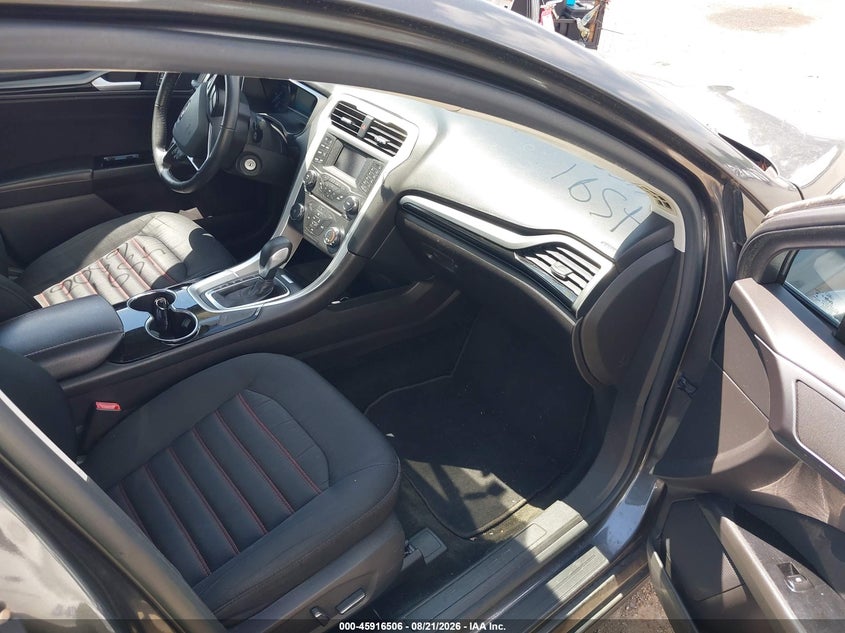 2016 FORD FUSION auction photo 5