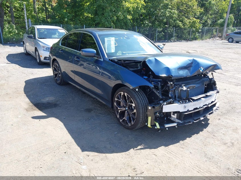BMW 330I - zdjęcie 1