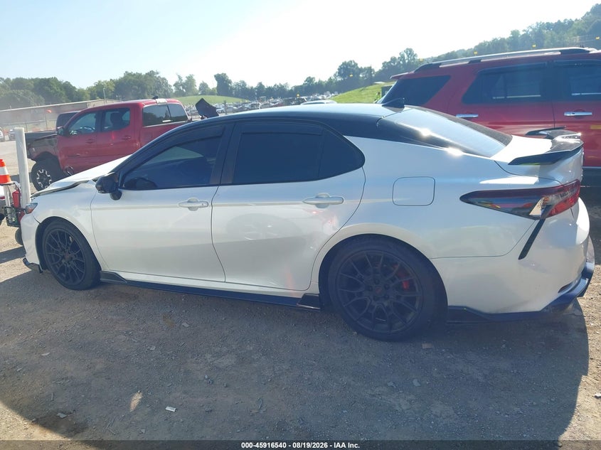TOYOTA CAMRY - zdjęcie 14